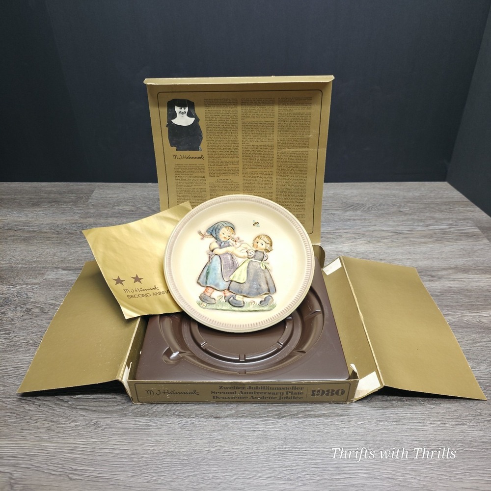 M.J. Hummel Goebel 2nd Edition Plate - 1980 "Ring Around The Rosie" - HUM 281